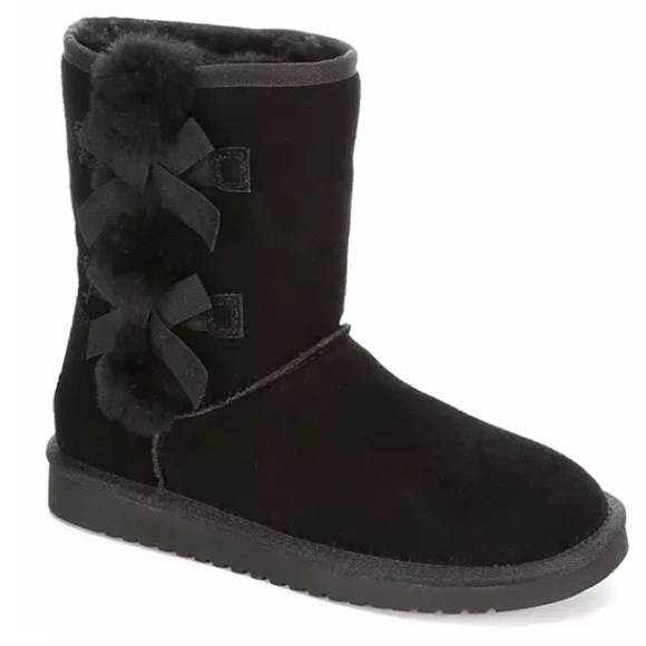 Koolaburra by Ugg | Black Victoria Short Furr Boot - Picture 1 of 7